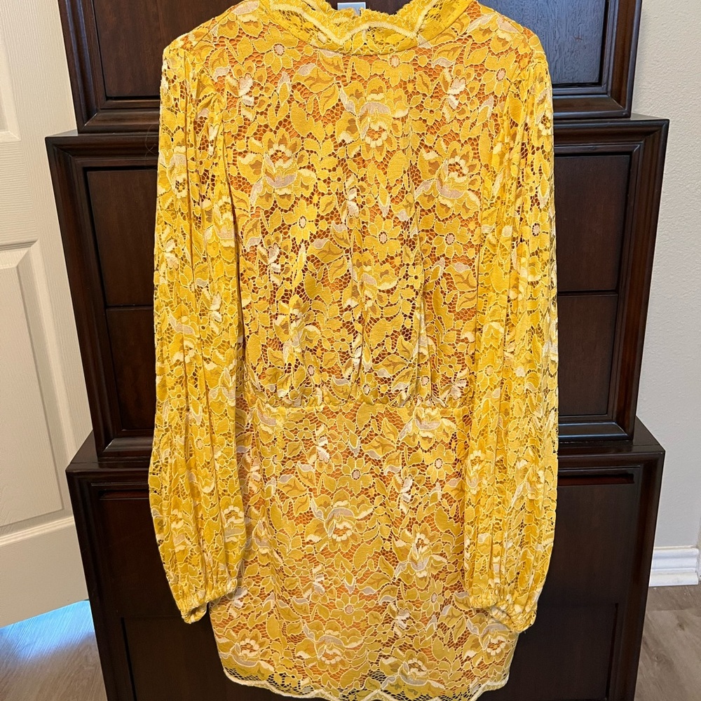 Dress - Picture 5 of 7
